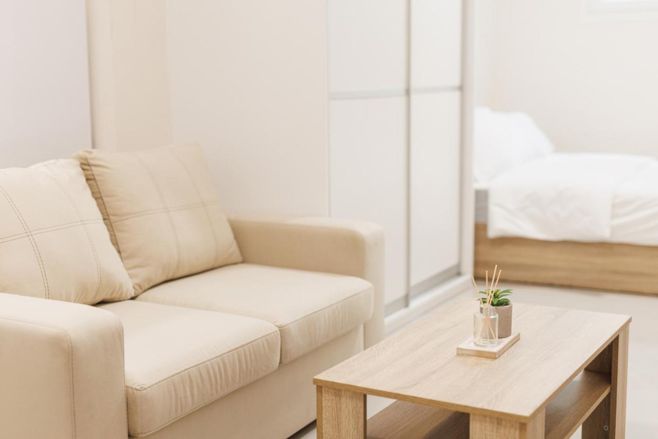 Fully Renovated Luxurious Semi-Basement Studio Athen Exterior foto